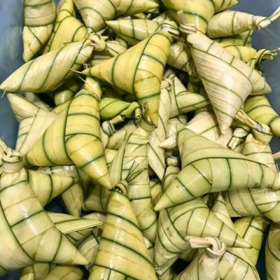 Ketupat Palas Frozen Serunding Daging (50 biji satu pek)