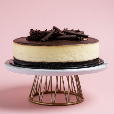 CHOCOLATE TUXEDO CAKE 9 INCH (2KG)