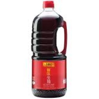 LEE KUM KEE LIGHT SOY SAUCE (1.9L)